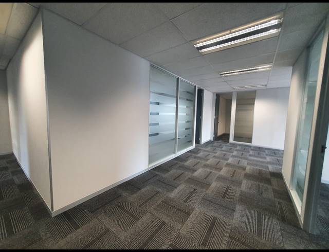 797M² OFFICE TO LET IN BEDFORDVIEW